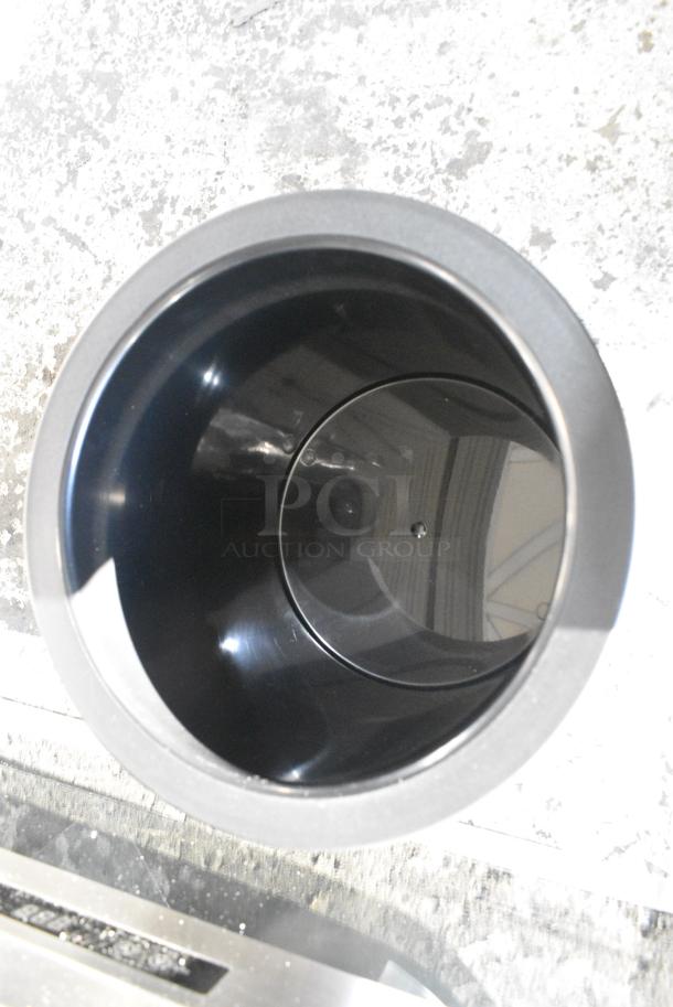 BRAND NEW SCRATCH AND DENT! Carlisle CM101203 Black Poly Ice Cream Server w/ Clear Lid. - Image 3 of 3