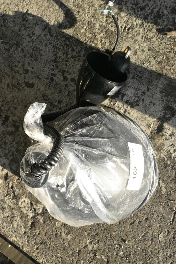 BRAND NEW SCRATCH AND DENT! ServIt 423HLR85BK Retractable Cord Ceiling Mount Heat Lamp with Modern Black Finish Round Dome Shade. 120 Volts, 1 Phase. - Image 3 of 3