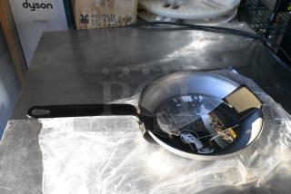 4 BRAND NEW SCRATCH AND DENT! CSFP10 American Metalcraft 10" Carbon Steel Fry Pan. 4 Times Your Bid!