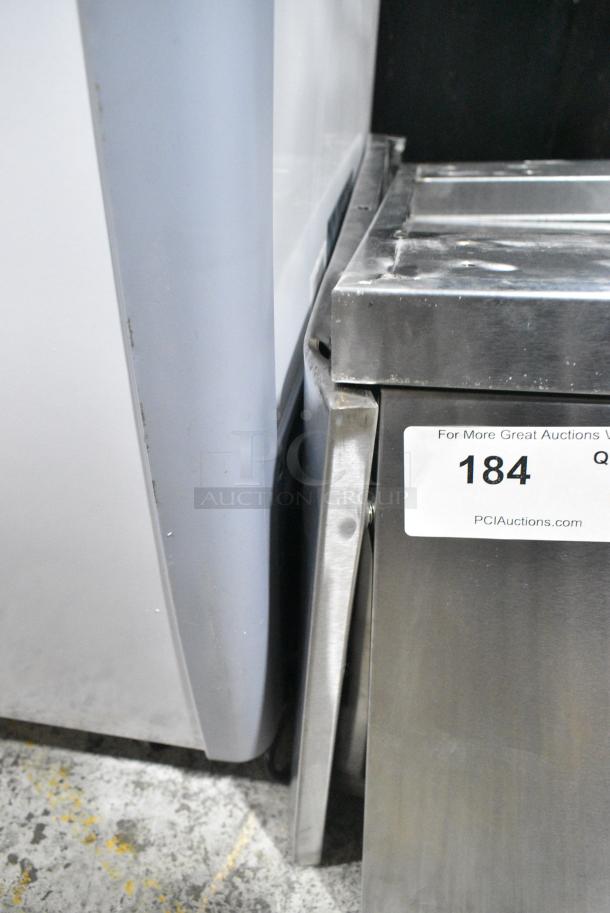 BRAND NEW SCRATCH AND DENT! 2024 ServIt 423EST5WSPB Five Pan Sealed Well Electric Steam Table with Partially Enclosed Base. 208/240 Volts, 1 Phase. - Image 8 of 8