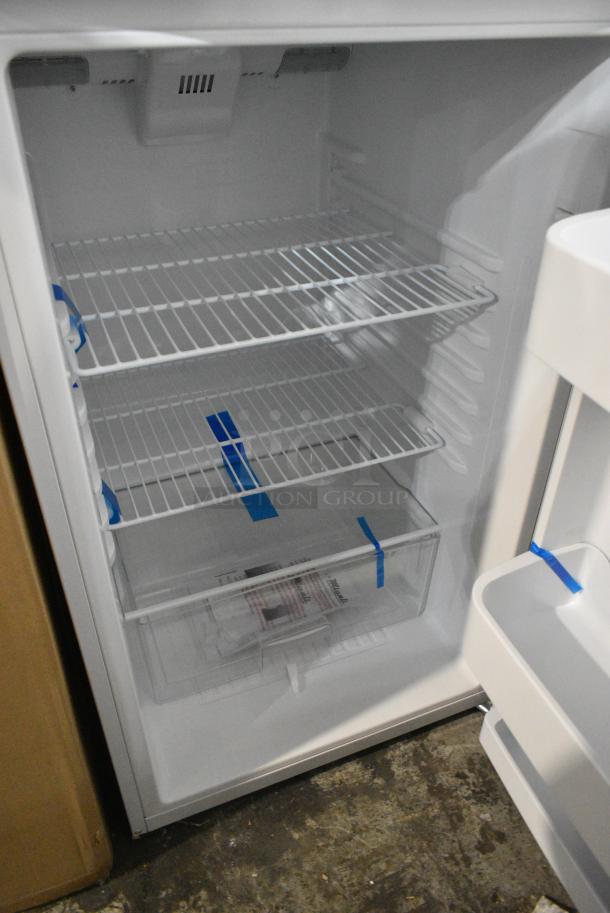 BRAND NEW SCRATCH AND DENT! 2017 Migali MH-12 Cooler w/ Freezer. Serial MH-A171200072. 115 Volts, 1 Phase. Tested and Working! - Image 5 of 7