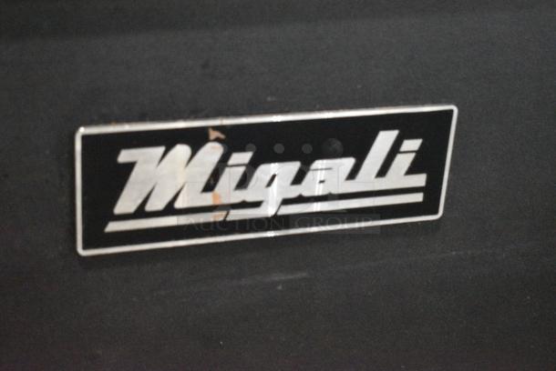 BRAND NEW SCRATCH AND DENT!  Migali C-HBC65 Metal Commercial Back Bar Bottle Cooler w/ 2 Sliding Lids. Serial 6054331116030211. 115 Volts, 1 Phase. Tested and Working! - Image 3 of 8