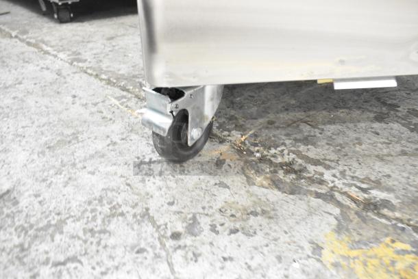 BRAND NEW SCRATCH AND DENT! 2023 Migali C-1F-HC Stainless Steel Commercial Single Door Reach In Freezer w/ Poly Coated Racks on Commercial Casters. Serial C-1F-HCT03230817092T0009. 115 Volts, 1 Phase. Tested and Working! - Image 4 of 6