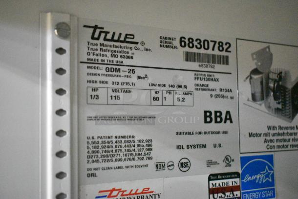 True GDM-26 Metal Commercial Single Door Reach In Cooler Merchandiser w/ Poly Coated Racks. 115 Volts, 1 Phase. Tested and Working! - Image 5 of 5