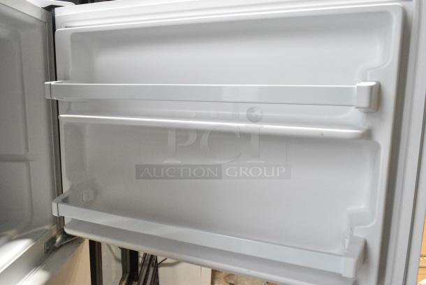 BRAND NEW SCRATCH AND DENT! Whirlpool WRT318FZDW Cooler w/ Freezer. 115 Volts, 1 Phase. Cannot Test Due To Missing Power Cord - Image 4 of 7