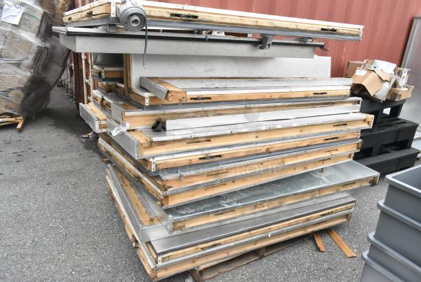 Walk In Box. No Compressor, Condenser or Evaporator Fan. Appears to Be a 6'x11' Box. - Image 1 of 4