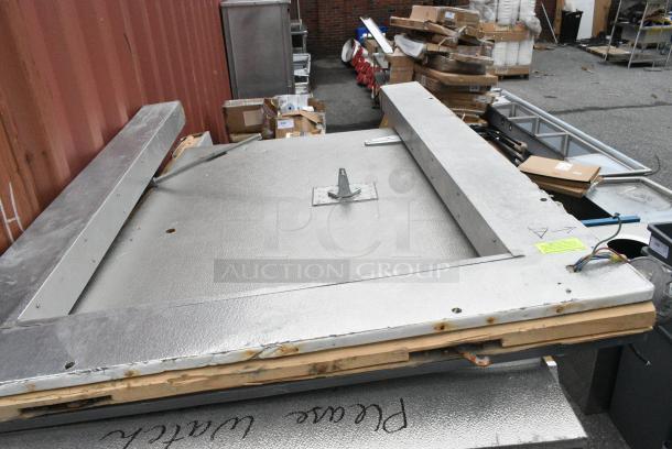 Walk In Box. No Compressor, Condenser or Evaporator Fan. Appears to Be a 6'x11' Box. - Image 4 of 4