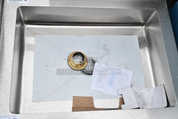 BRAND NEW SCRATCH AND DENT! Steelton 522MS20286 28" x 20" x 6" 16 Gauge 304 Stainless Steel One Compartment Floor Mop Sink - Image 2 of 3