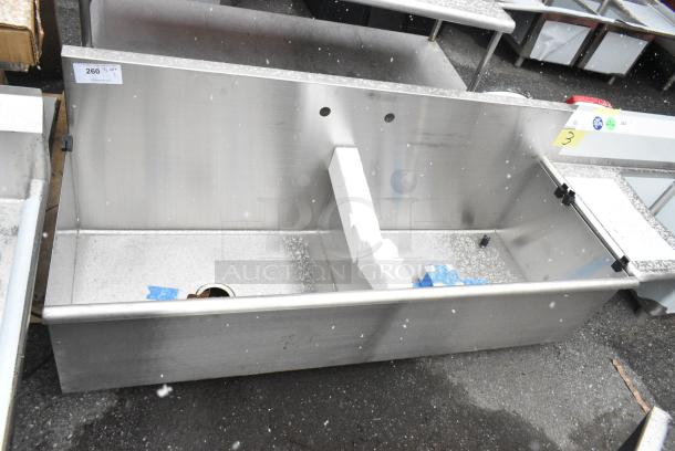 BRAND NEW SCRATCH AND DENT! Stainless Steel 2 Bay Sink. No Legs. - Image 1 of 3