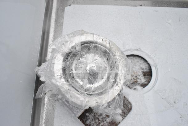 BRAND NEW SCRATCH AND DENT! Steelton 522CS11818L 38 3/4" 18-Gauge Stainless Steel One Compartment Commercial Sink with Left Drainboard - 18" x 18" x 12" Bowl. No Legs. - Image 4 of 5