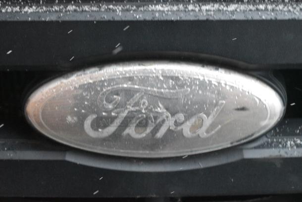 2006 Ford F250 Super Duty 2WD Pick Up Truck w/ Crew Cab, Headache Guard and Tommy Gate PUW60-1340S38TP4 liftgate. VIN 1FTSX20566ED68092. Title In Hand. Needs a Timing Chain. Vehicle Runs and Drives But Needs a New Battery; Will Need To Be Jump Started. - Image 3 of 13