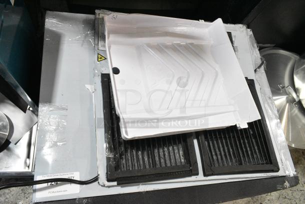 BRAND NEW SCRATCH AND DENT! 2024 Avantco 194MCH430A Stainless Steel Modular Half Cube Ice Machine - 400 lb. 115 Volts, 1 Phase. - Image 10 of 10