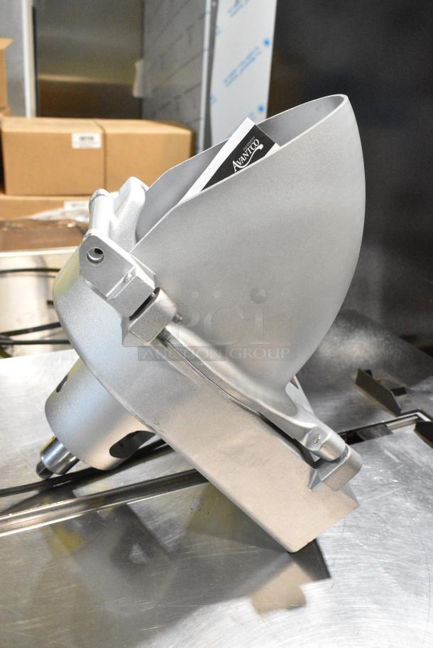 BRAND NEW SCRATCH AND DENT! Avantco Metal Commercial Pelican Head w/ Grating Blade. - Image 11 of 14