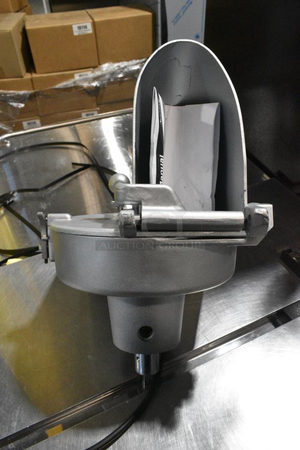 BRAND NEW SCRATCH AND DENT! Avantco Metal Commercial Pelican Head w/ Grating Blade. - Image 12 of 14