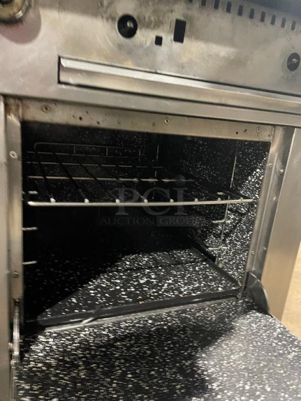 Venancio USA Commercial Stainless Steel Natural Gas Powered 4 Burner Range/Flat Griddle Split Top & Double Oven Combo! With Wired Oven Rack! Model: R602ST-24B30G! On Casters! - Image 9 of 11
