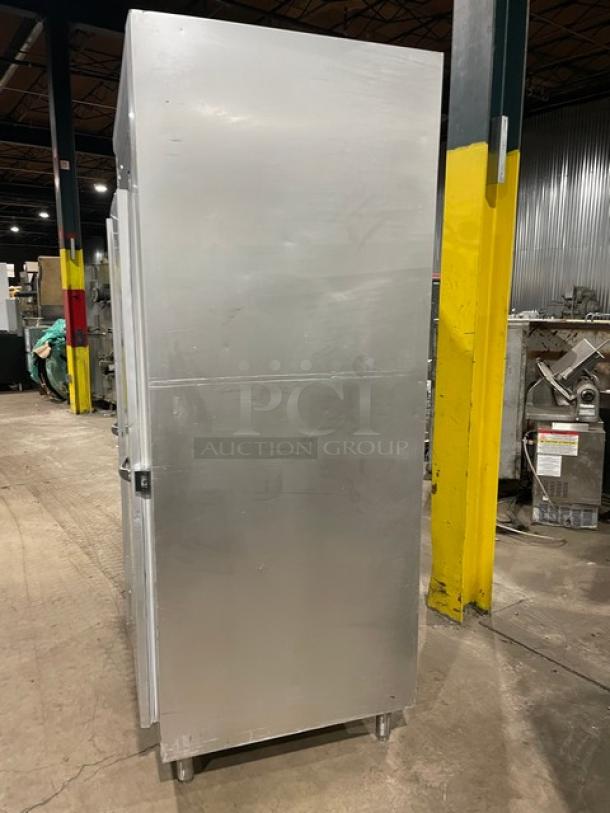 Traulsen Commercial Self Contained Solid 2 Door Reach In Refrigerator! With Wire Racks! With Defogger! Model: GHT 2-32 NUT SN: 151782! 115V 1 Phase! On Legs! - Image 3 of 10