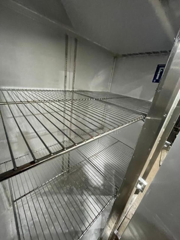Traulsen Commercial Self Contained Solid 2 Door Reach In Refrigerator! With Wire Racks! With Defogger! Model: GHT 2-32 NUT SN: 151782! 115V 1 Phase! On Legs! - Image 6 of 10