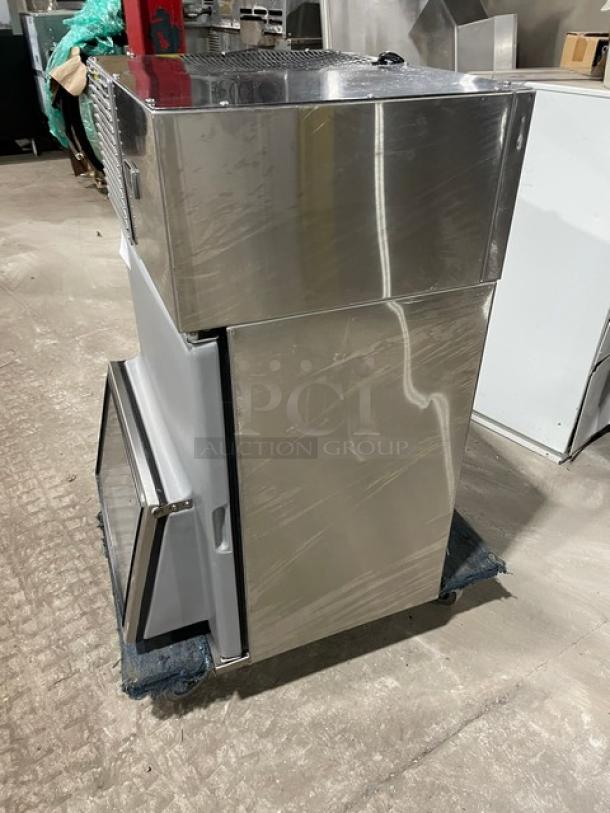 GlasTender Commercial Stainless Steel Refrigerated Lettuce Crisper! Model: LC SN: 134138547X! 115V 1 Phase! - Image 3 of 8