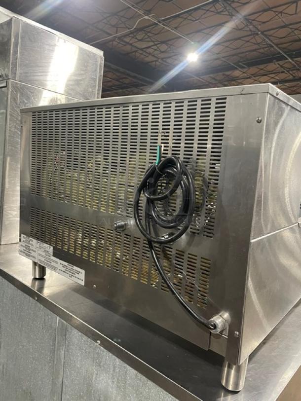 Carter Hoffmann Crisp N' Hold Series Commercial Stainless Steel Electric Powered Countertop Fry Warmer/Dump Station! Model: CNH28 SN: CNH28-1 052019 725859! 208V 1 Phase! On Legs! - Image 4 of 8