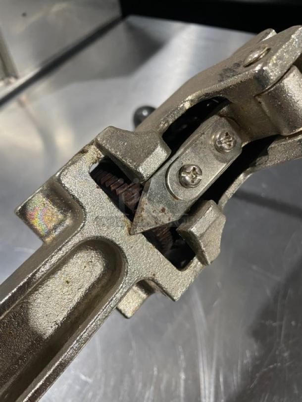 Commercial Heavy-Duty Manual Can Opener Attachment! - Image 4 of 4