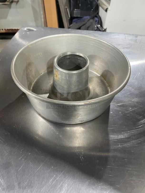 Round Commercial Tube Cake Pans! 19X Your Bid! - Image 2 of 5