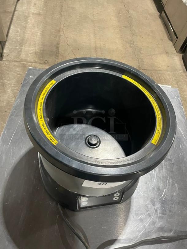Vollrath Commercial Stainless Steel Electric Powered Countertop 11Qt Mirage Induction Rethermalizer/Soup Warmer! Model: 7411 SN: H022-00337702-086! 120V! - Image 2 of 5