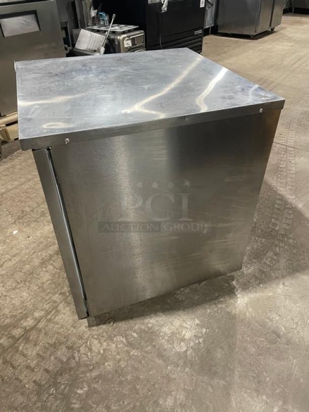 Delfield Commercial Stainless Steel Solid Single Door Reach In Undercounter Refrigerator! With Wire Rack! Model: 406-STAR4 SN: 1508152002859! 115V 1 Phase! On Casters! - Image 2 of 8