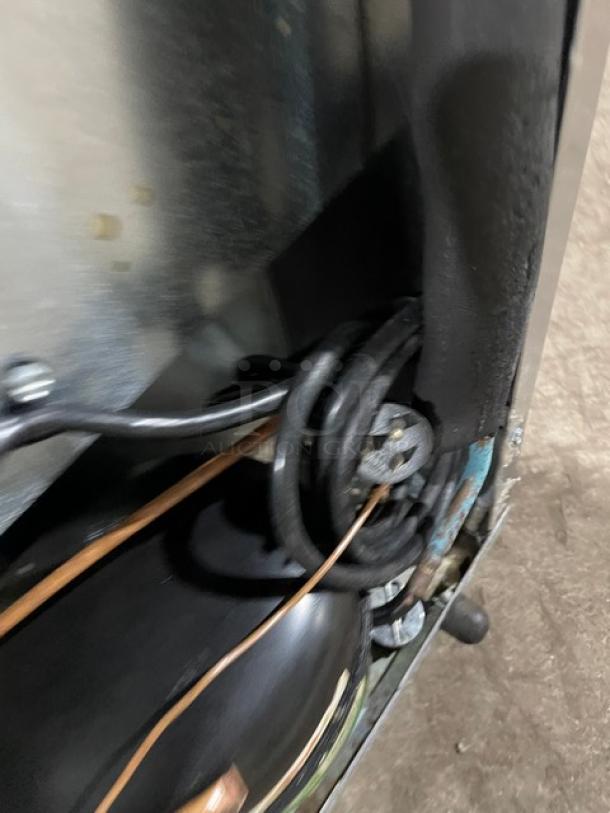 Delfield Commercial Stainless Steel Solid Single Door Reach In Undercounter Refrigerator! With Wire Rack! Model: 406-STAR4 SN: 1508152002859! 115V 1 Phase! On Casters! - Image 8 of 8