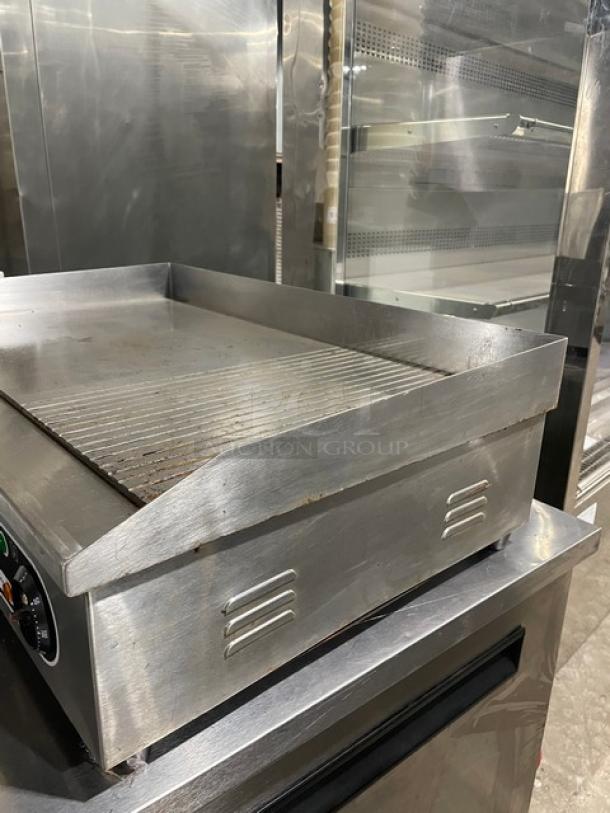 Vevor Commercial Stainless Steel Electric Powered Countertop Half-Flat Top Griddle! On Legs! - Image 2 of 10