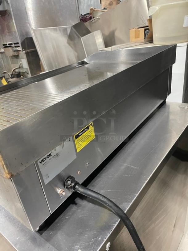 Vevor Commercial Stainless Steel Electric Powered Countertop Half-Flat Top Griddle! On Legs! - Image 4 of 10