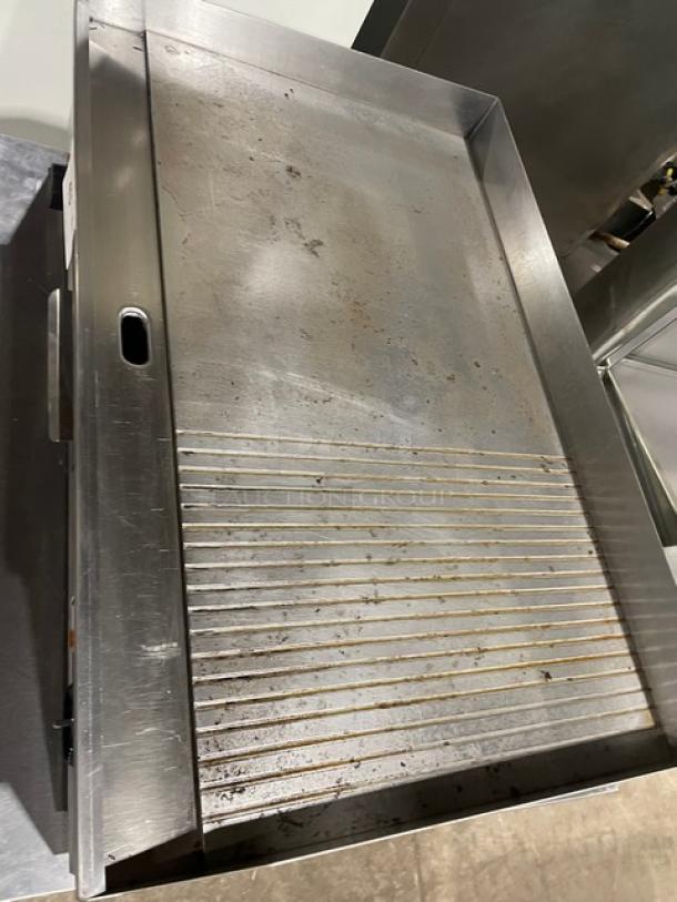 Vevor Commercial Stainless Steel Electric Powered Countertop Half-Flat Top Griddle! On Legs! - Image 6 of 10