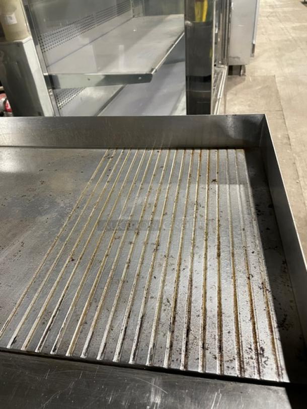 Vevor Commercial Stainless Steel Electric Powered Countertop Half-Flat Top Griddle! On Legs! - Image 7 of 10