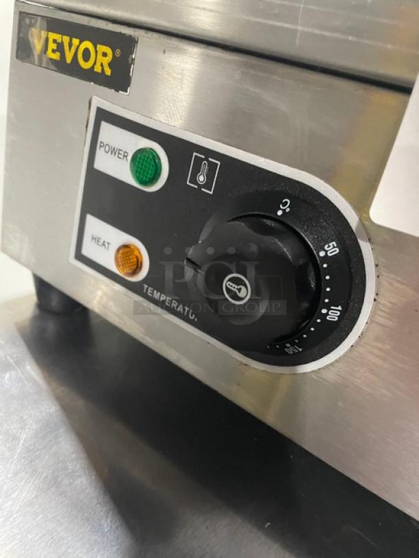 Vevor Commercial Stainless Steel Electric Powered Countertop Half-Flat Top Griddle! On Legs! - Image 9 of 10