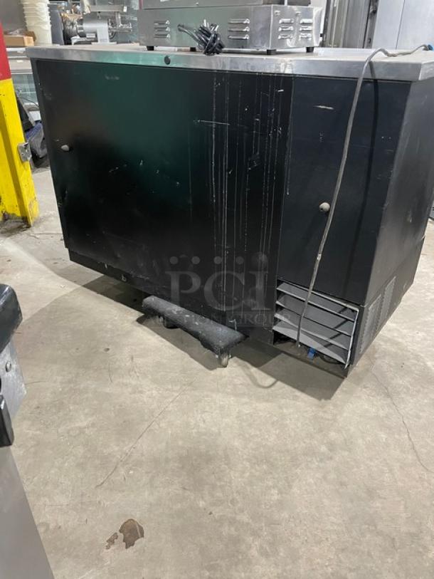 True Commercial Black 2 Door Back Bar Cooler! With Stainless Steel Worktop! With Poly Coated Wire Racks! Model: TBB-2 SN: 6975723! 115V 1 Phase! - Image 3 of 8