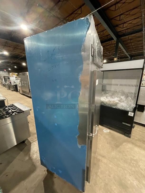 Traulsen Commercial Stainless Steel Solid Single Door Reach In Freezer! With Built In Pan Holding Racks! Model: RLT132WUT-FHS SN: T176458L11! 115V 1 Phase! On Legs! Working When Removed! - Image 2 of 9