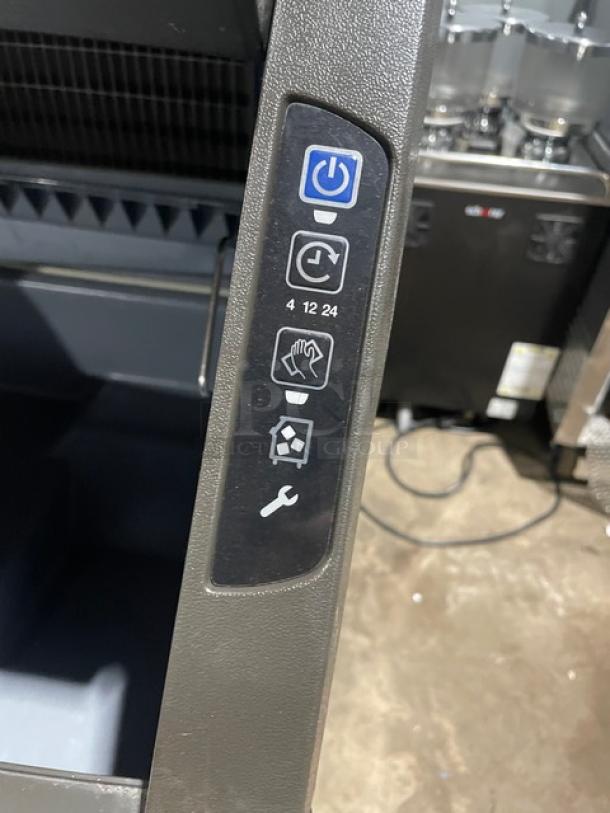 Manitowoc Commercial Stainless Steel Air Cooled Undercounter Half Dice Ice Machine! Model: UY0310A-161B SN: 310375823! 115V 1 Phase! On Legs! - Image 5 of 7