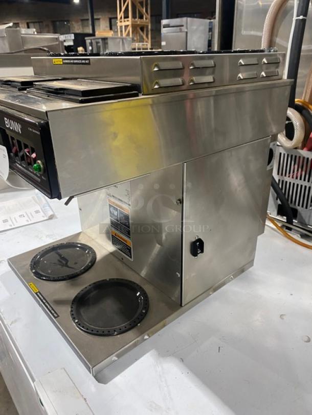 Bunn CW Series Commercial Stainless Steel Countertop 6 Warmer Twin Coffee Brewer! With 4 Upper & 2 Lower Warmers! With Bunn Stainless Steel Coffee Funnel! With Hot Water Dispenser! Model: CWTF 4/2 TWIN, 120/240V SF SN: TWIN062560! 120/240V 1 Phase! - Image 3 of 8