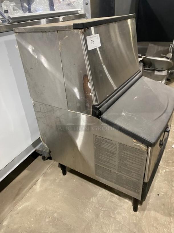 Hoshizaki Commercial Stainless-Steel Free-Standing Ice Machine! With Lift Up Style Door Ice Bin Underneath! On Legs! - Image 3 of 6