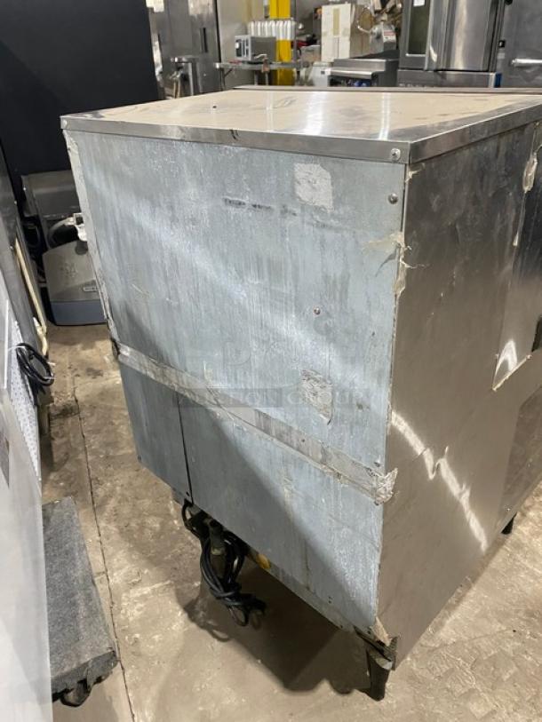 Hoshizaki Commercial Stainless-Steel Free-Standing Ice Machine! With Lift Up Style Door Ice Bin Underneath! On Legs! - Image 4 of 6