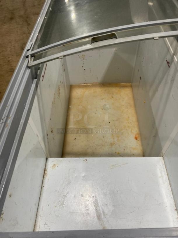 Commercial Curved Top Glass Sliding Door Ice Cream Merchandiser Chest Freezer! On Castors! - Image 5 of 6
