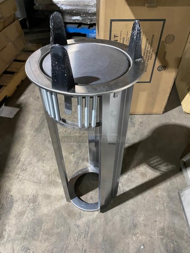 New In The Box! Lakeside Commercial Stainless Steel Unheated Open Drop-In Dish Dispenser! Model: 4009! For 8-1/4" to 9-1/8" Plates! - Image 2 of 6