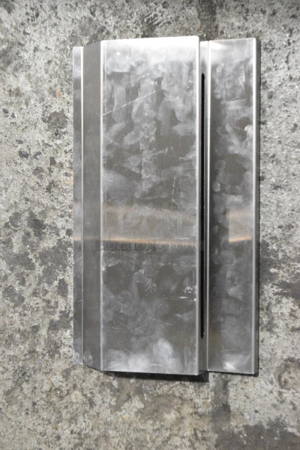 5 BRAND NEW SCRATCH AND DENT! Items Including 6146664301 Pitco B6664301 Rack, Filter Support, 614B6663901 Pitco B6663901 Filter Clip, Pitco A5077706-C Sg 12" Splash Guard, Fry Basket Hanger. 5 Times Your Bid! - Image 2 of 10