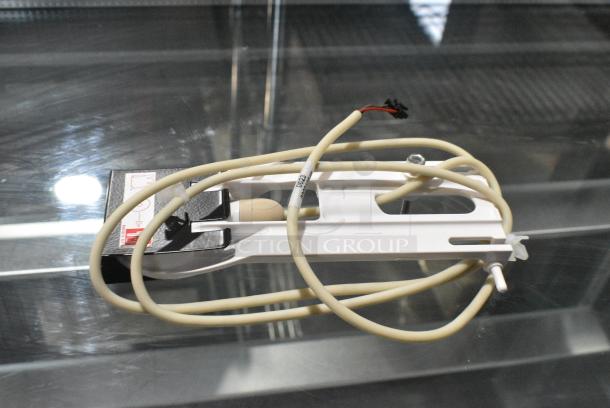 3 BRAND NEW SCRATCH AND DENT! Items Including HP000008660 Manitowoc Ice 000008660 Ice Thickness Probe Asm, 614A6653503 Pitco A6653503 Hose, 614B6602403C Pitco B6602403-C Hose. 3 Times Your Bid! - Image 3 of 8