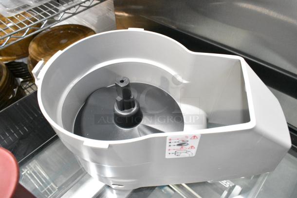 BRAND NEW SCRATCH AND DENT! 64927259 Robot Coupe 27259 Vegetable Prep Attachment - Image 5 of 7