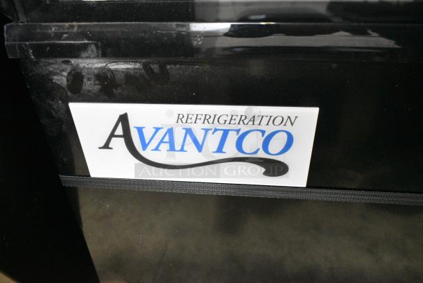 BRAND NEW SCRATCH AND DENT! Avantco 193BC60HCB BC-60-HC 60" Curved Glass Black Refrigerated Bakery Display Case. 110-120 Volts, 1 Phase. Tested and Working! - Image 2 of 6