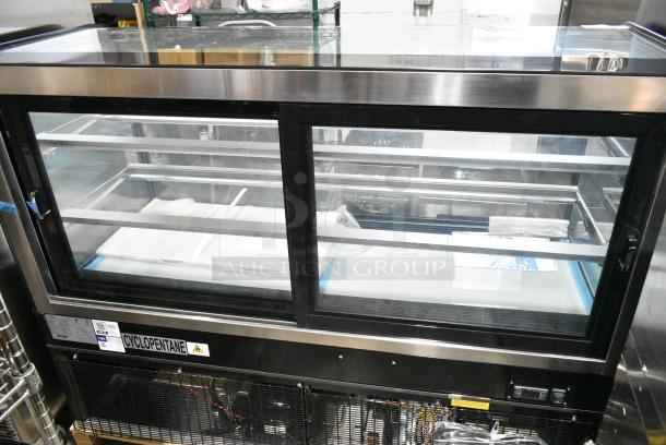 BRAND NEW SCRATCH AND DENT! Avantco 193BC60HCB BC-60-HC 60" Curved Glass Black Refrigerated Bakery Display Case. 110-120 Volts, 1 Phase. Tested and Working! - Image 3 of 6