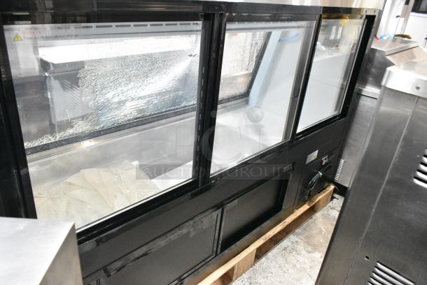 BRAND NEW SCRATCH AND DENT! 2024 Avantco 178DDLC84B 84" Black Square Glass Refrigerated Double-Duty Deli Case. See Pictures For Broken Glass. 115 Volts, 1 Phase. Tested and Working! - Image 3 of 7