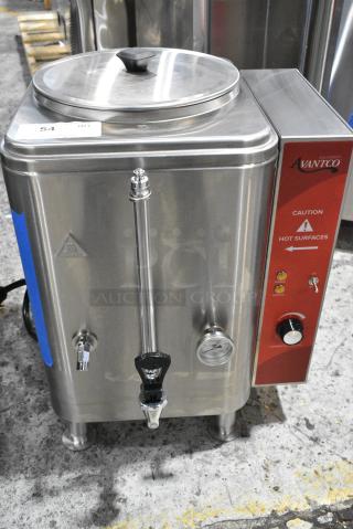 BRAND NEW SCRATCH AND DENT! 2024 Avantco 177HWD10D 10 Gallon Bulk Hot Water Dispenser. 208-240 Volts, 1 Phase.