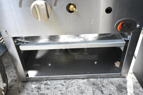 BRAND NEW SCRATCH AND DENT! Cooking Performance Group CPG-SP-18-N Natural Gas Stock Pot Range - 80,000 BTU - Image 4 of 6