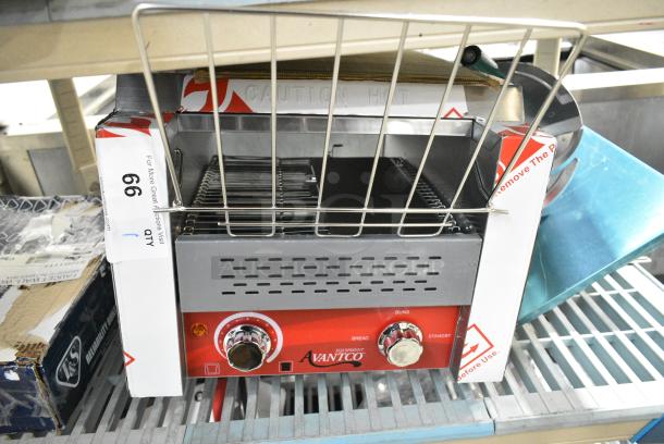 BRAND NEW SCRATCH AND DENT! 2024 Avantco 184T140 Commercial 10" Wide Conveyor Toaster with 3" Opening 300 Slices per Hour. 120 Volts, 1 Phase. Tested and Working! - Image 2 of 7